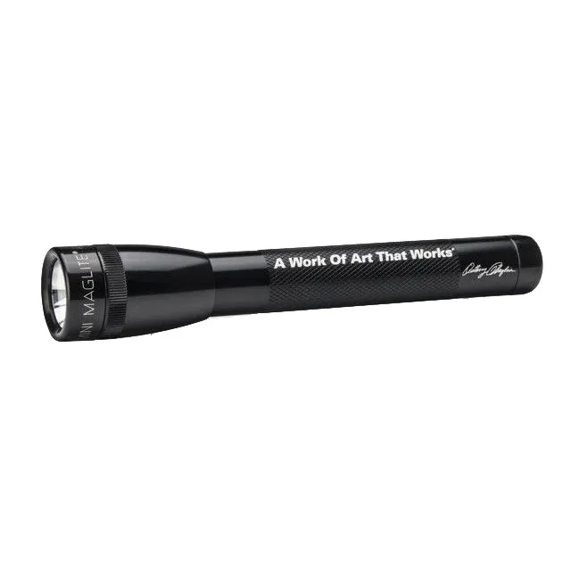 maglite-mini-maglite-xenon-2aa-taschenlampe-klassik-design image 1