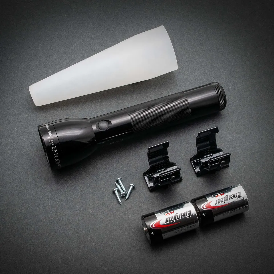 maglite-ml300l-led-taschenlampe-adventure-pack-schwarz-d-cell image 1