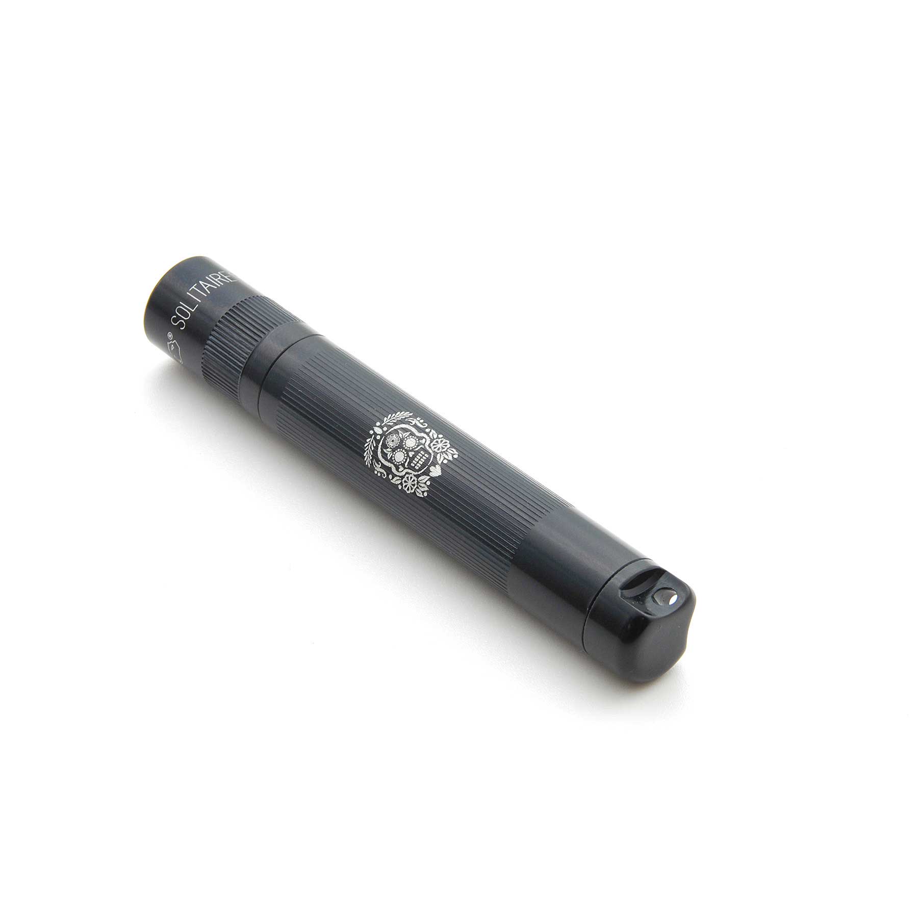 maglite-solitaire-taschenlampe-1xaaa-schwarz-sugar-skull image 5